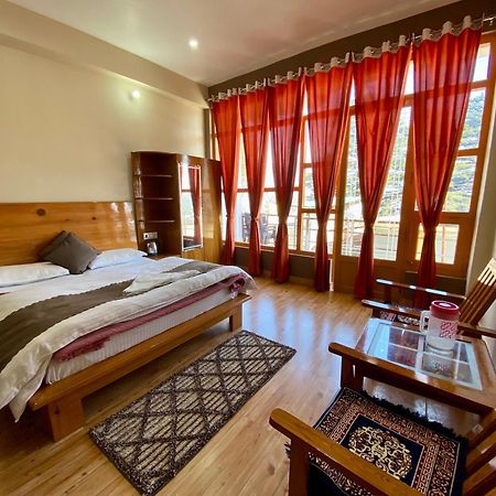 Hotel Mansarovar Inn Munsyari Exterior foto